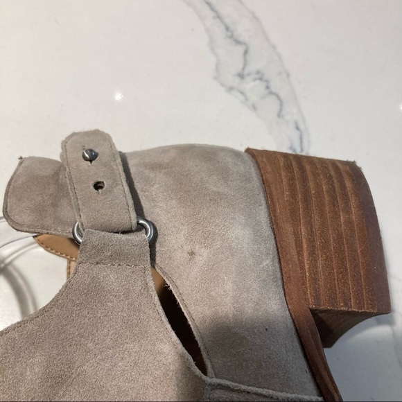 𝅺SAM EDELMAN Sz 9 Suede Crisscross  Cut Out Detail Buckles Stacked Heel Booties - Picture 5 of 15